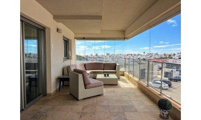 Apartment - Перепродажа - Orihuela Costa - MM-77657