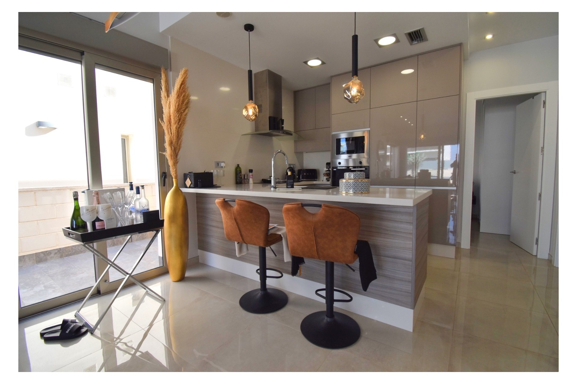 Återförsäljning - Villa - Orihuela Costa - Villamartín