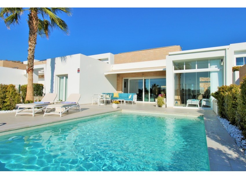 Resale - Villa - Algorfa