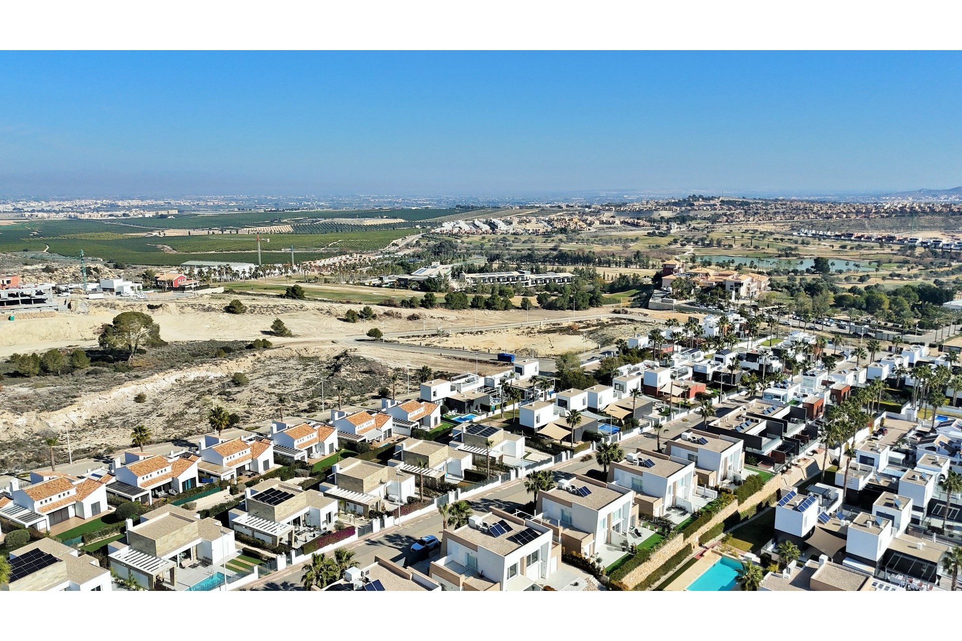 Resale - Villa - Algorfa