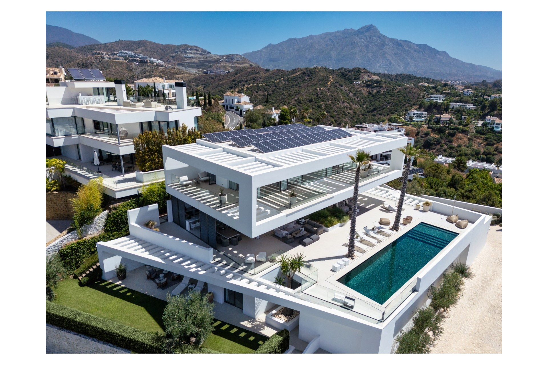 Resale - Villa - Benahavis - La Quinta