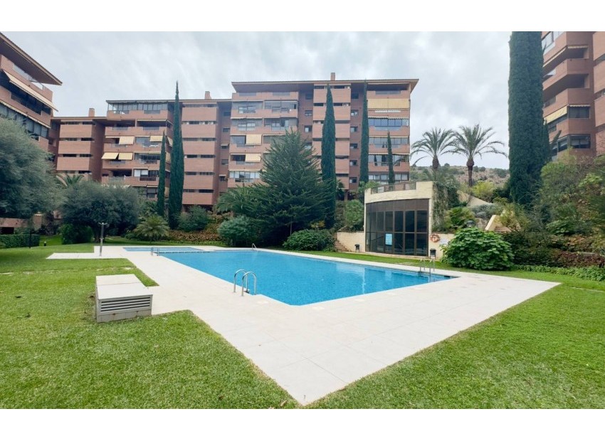 Reventa - Apartment - Alicante - Vistahermosa