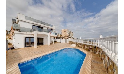Villa - Odsprzedaż - Torrevieja - MM-50499