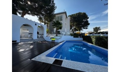 Villa - Wiederverkauf - Torrevieja - Los Balcones