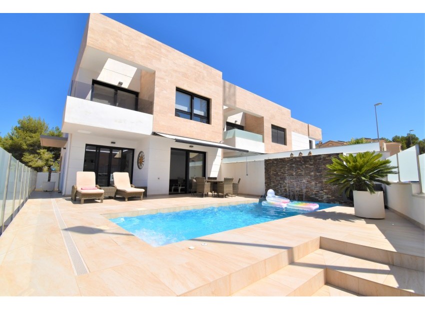 Wiederverkauf - Villa - Orihuela Costa - Villamartín